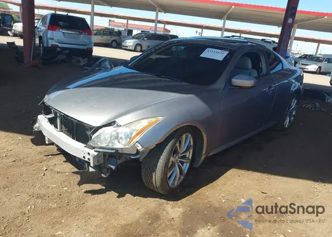 2008 Infiniti G37 Journey из США, поврежденный, VIN JNKCV64E28M106251